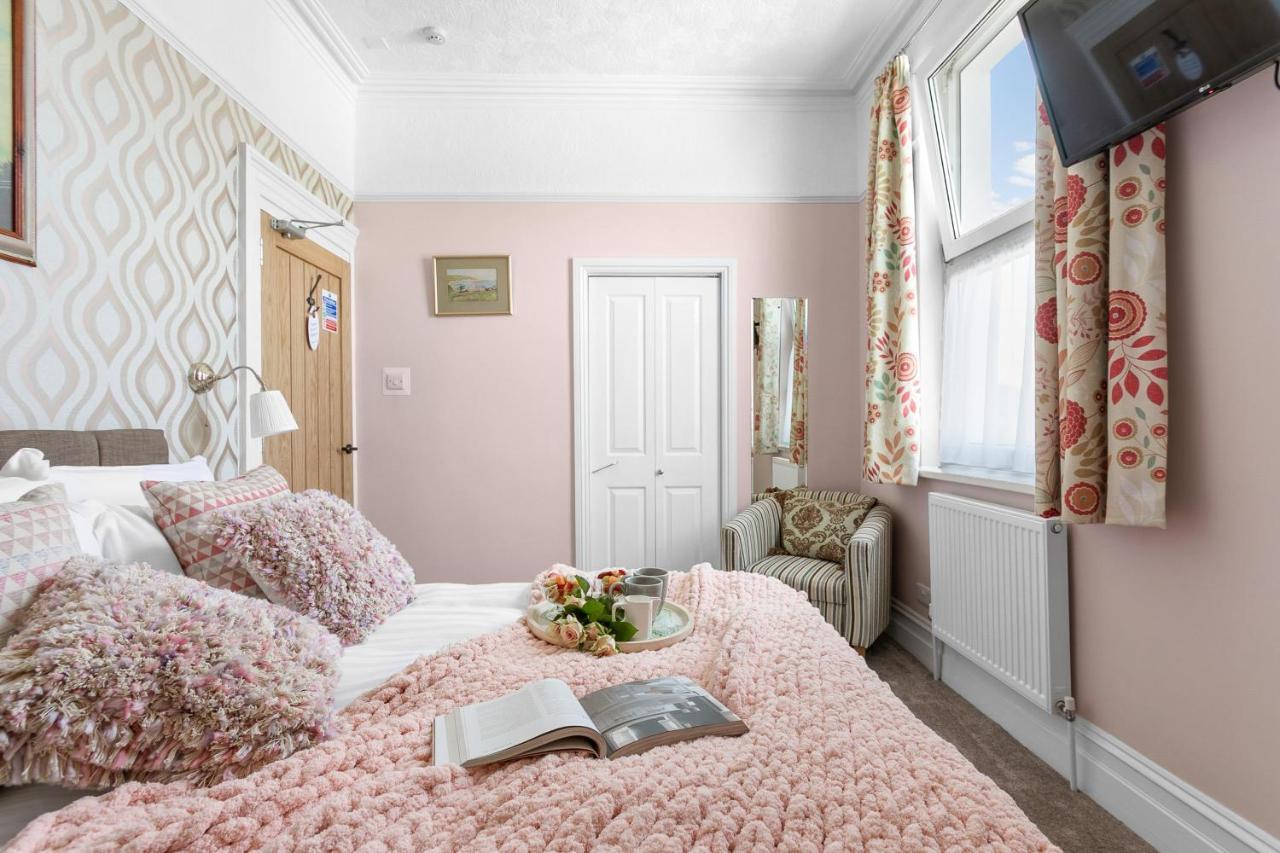 The Westgate Couette-café 4*